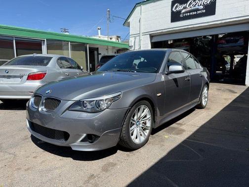 Gray 2010 BMW 528 i