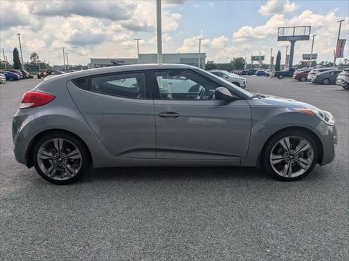 2016 Hyundai Veloster Base
