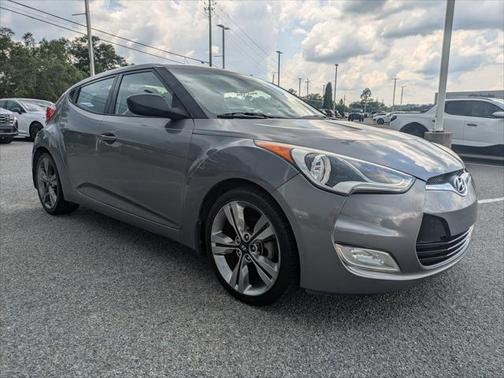 2016 Hyundai Veloster Base