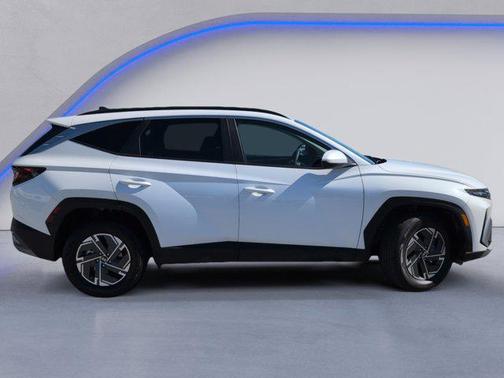 2025 Hyundai TUCSON Hybrid Blue