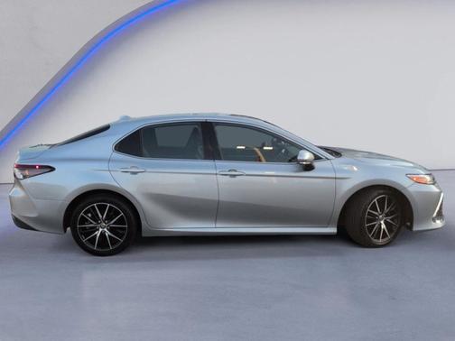 2022 Toyota Camry XLE