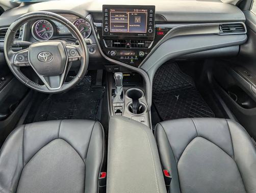 2022 Toyota Camry XLE