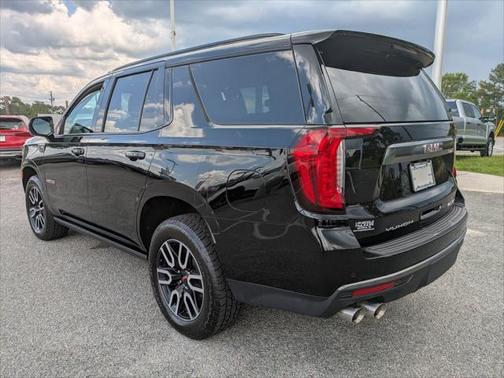 2022 GMC Yukon 4WD AT4