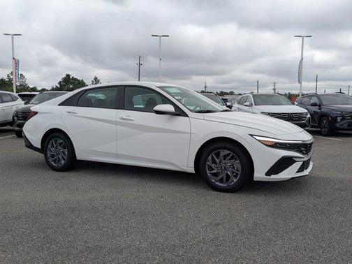 2025 Hyundai ELANTRA HEV Blue