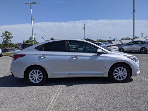 2021 Hyundai Accent SEL