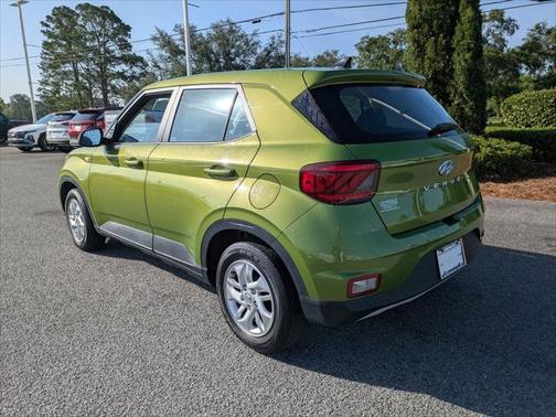 2021 Hyundai VENUE SE