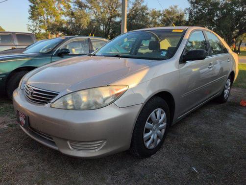 2006 Toyota Camry LE