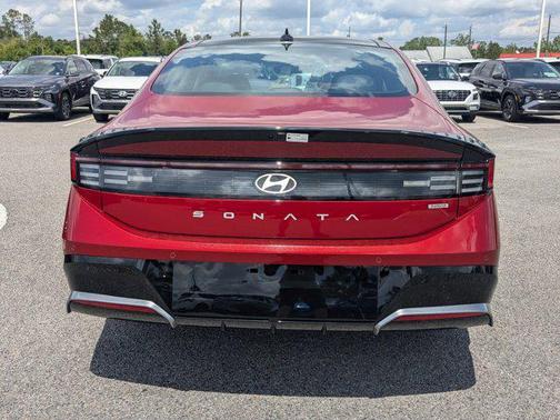 2025 Hyundai SONATA Hybrid Limited