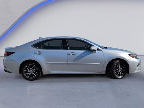 2016 Lexus ES 350 Base