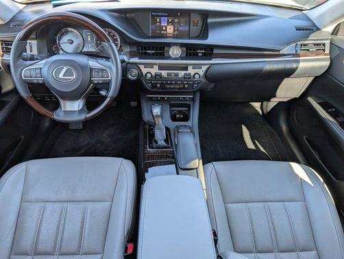 2016 Lexus ES 350 Base