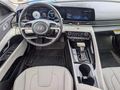 2023 Hyundai ELANTRA HEV Limited