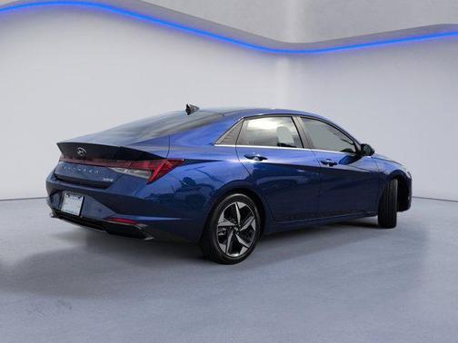 2023 Hyundai ELANTRA HEV Limited