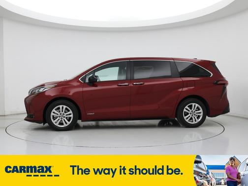 2021 Toyota Sienna XSE
