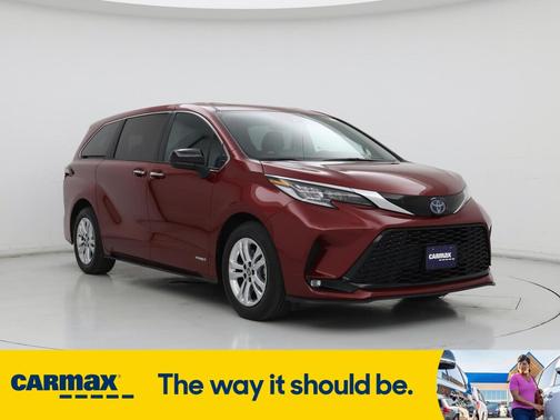 2021 Toyota Sienna XSE