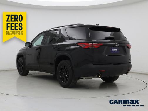 Black 2023 Chevrolet Traverse LT Cloth