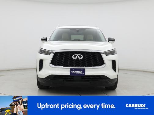 White 2023 INFINITI QX60 Luxe