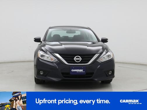 Blue 2016 Nissan Altima SV