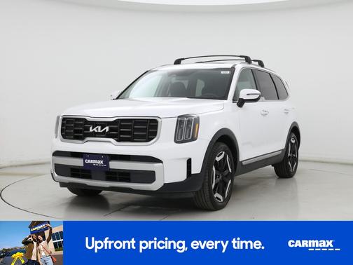 White 2025 Kia Telluride S