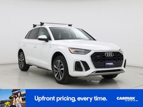 White 2024 Audi Q5 Premium Plus