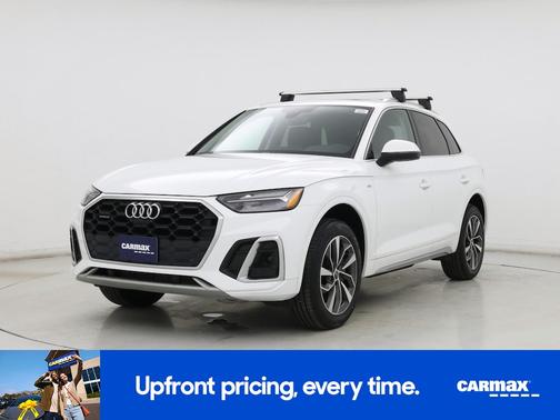 White 2024 Audi Q5 Premium Plus