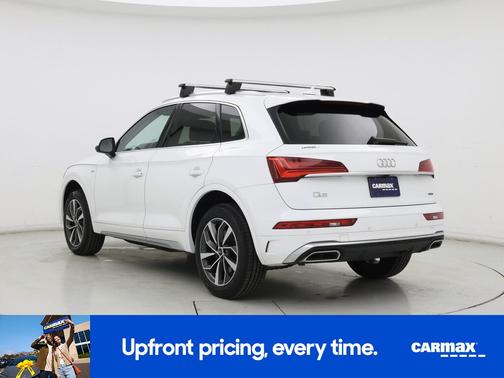 White 2024 Audi Q5 Premium Plus