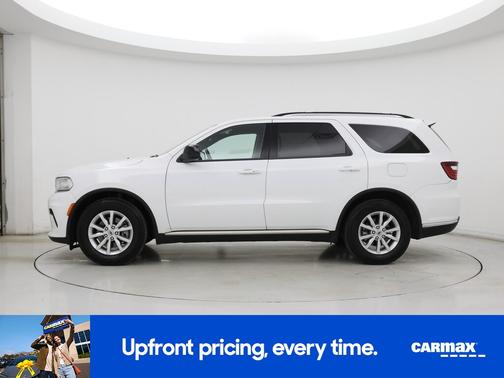 White 2023 Dodge Durango SXT