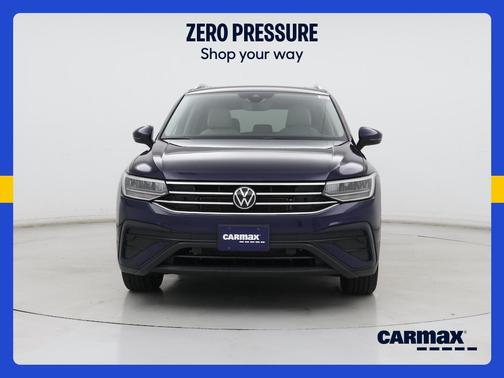 Blue 2023 Volkswagen Tiguan SE
