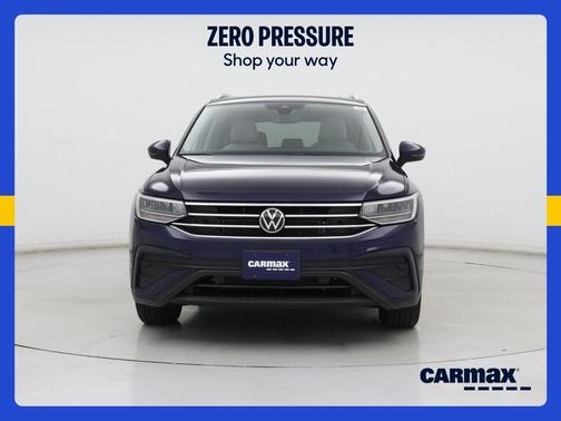 Blue 2023 Volkswagen Tiguan SE