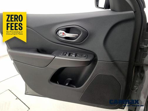 Gray 2022 Jeep Cherokee Trailhawk