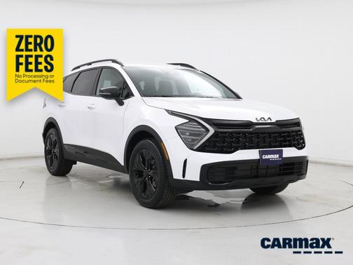 White 2025 Kia Sportage X-Line