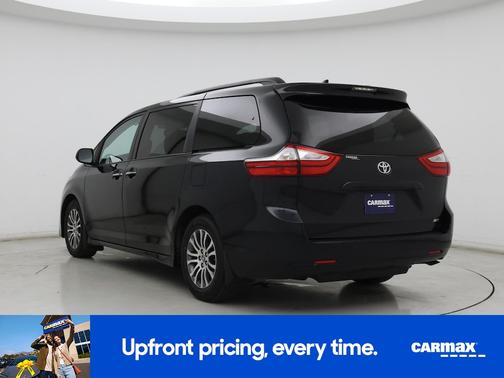 Black 2019 Toyota Sienna XLE