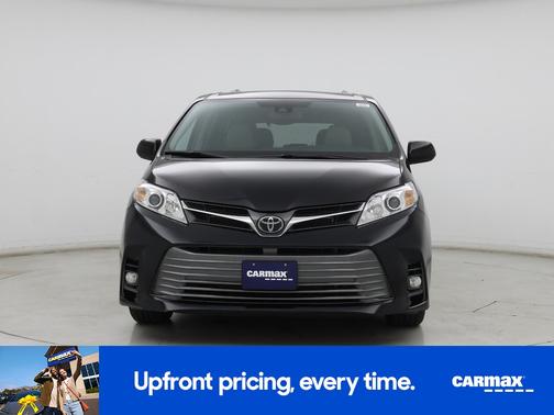 Black 2019 Toyota Sienna XLE