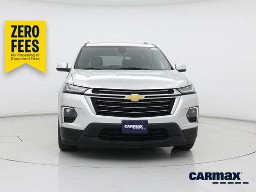 Silver 2022 Chevrolet Traverse LT Cloth
