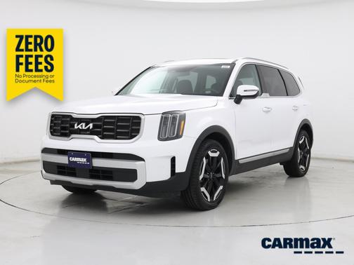 White 2025 Kia Telluride S
