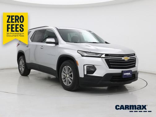 Silver 2022 Chevrolet Traverse LT Cloth