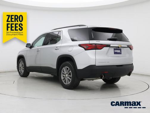 Silver 2022 Chevrolet Traverse LT Cloth