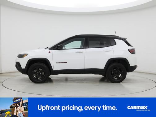 White 2023 Jeep Compass Trailhawk