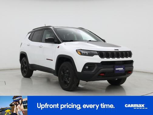 White 2023 Jeep Compass Trailhawk