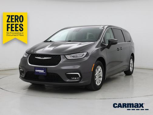 Gray 2023 Chrysler Pacifica Touring L