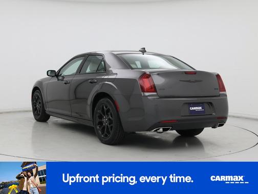 2021 Chrysler 300 Touring L