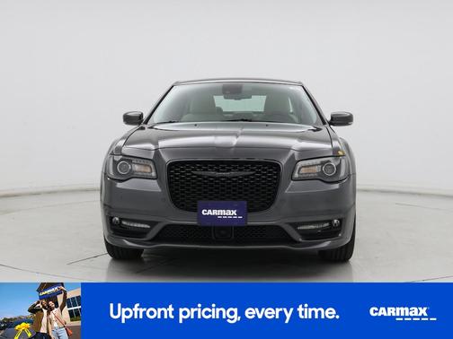 2021 Chrysler 300 Touring L