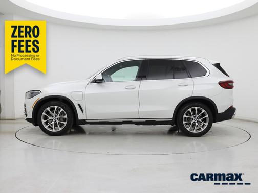 White 2021 BMW X5 PHEV XDrive45e