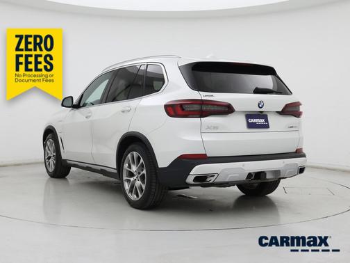 White 2021 BMW X5 PHEV XDrive45e