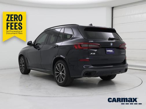 Black 2021 BMW X5 xDrive40i