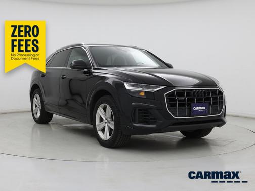 Black 2019 Audi Q8 Premium
