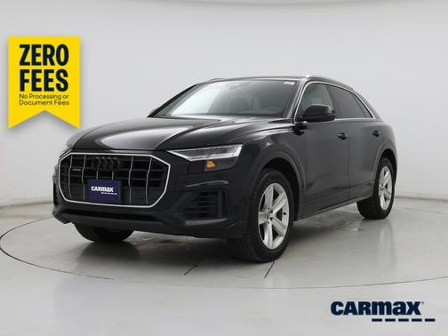 Black 2019 Audi Q8 Premium