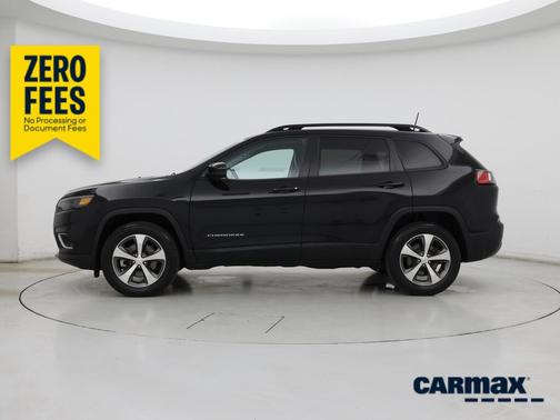 Black 2022 Jeep Cherokee Limited