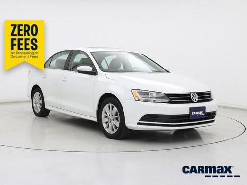 White 2016 Volkswagen Jetta SE