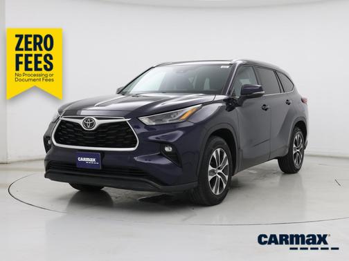 Blue 2022 Toyota Highlander XLE
