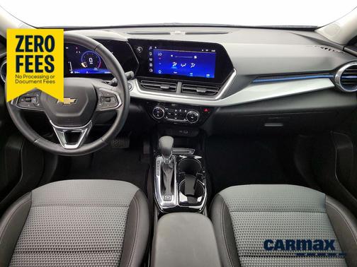 White 2025 Chevrolet Trax LT